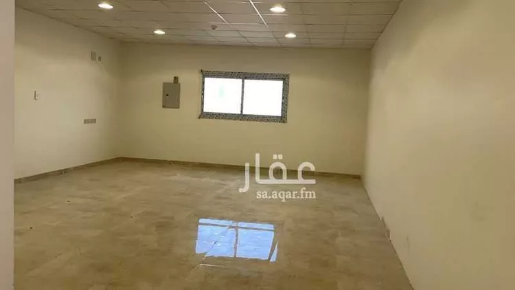 مكتب تجاري للإيجار في شارع طريق السيل الكبير, حي المهدية, مدينة الرياض, منطقة الرياض صورة 2