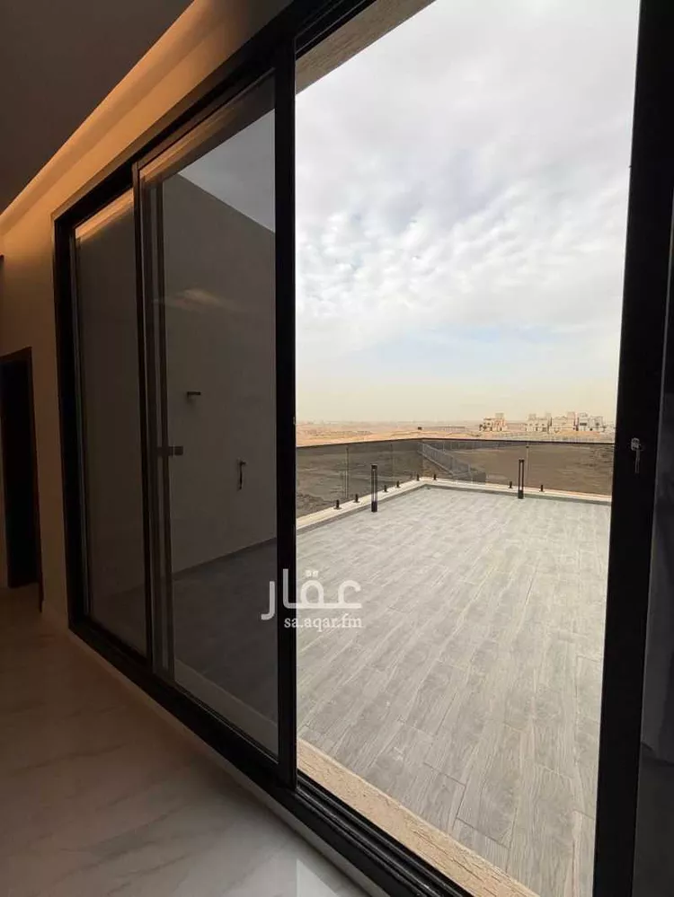 فيلا للبيع في شارع الشريف أبي القاسم بن الحسن, حي المهدية, مدينة الرياض, منطقة الرياض