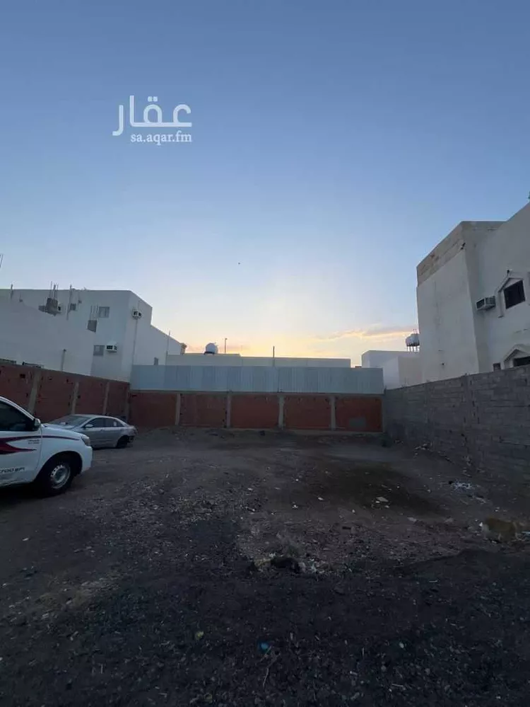 أرض للبيع في شارع علي ابن عمر الدارقطني, حي العزيزية, مدينة المدينة المنورة, منطقة المدينة المنورة