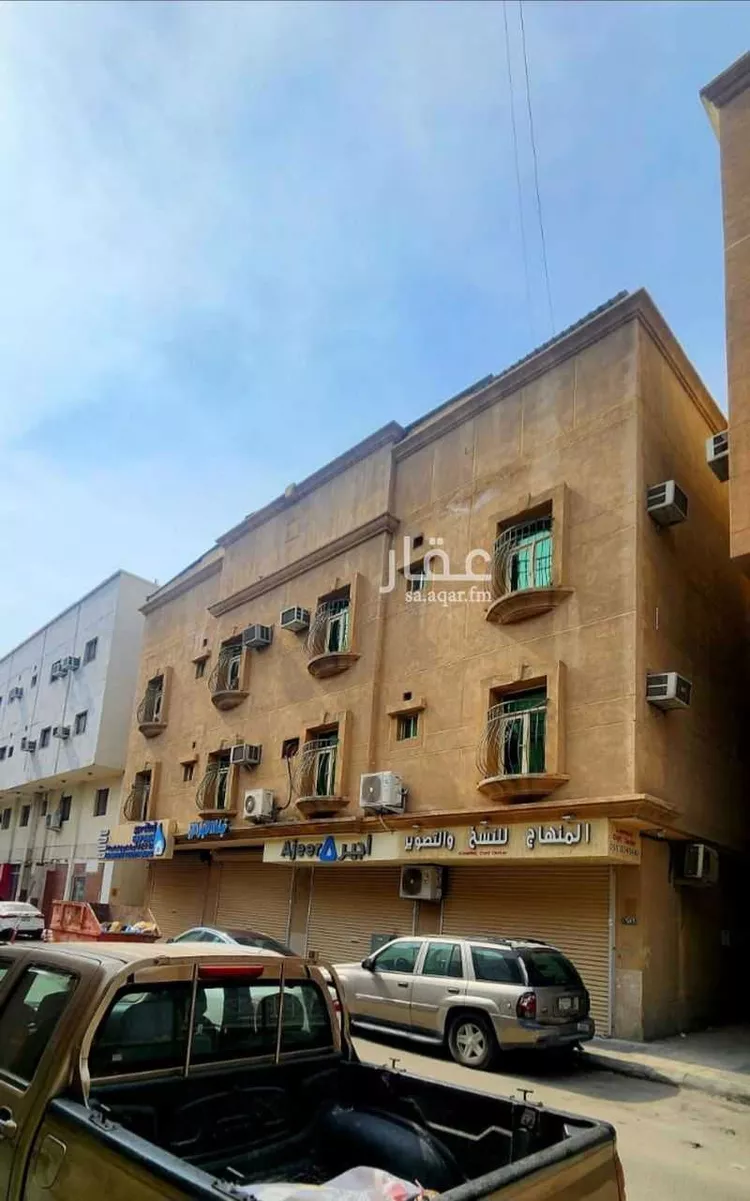 عمارة للبيع في شارع السادس عشر, حي الثقبة, مدينة الخبر, المنطقة الشرقية