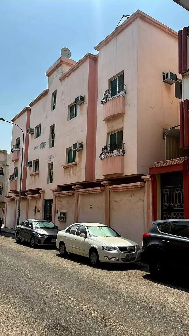 عمارة للبيع في شارع الامير عبدالمجيد ابن عبدالعزيز, حي مدينة العمال, مدينة الخبر, المنطقة الشرقية