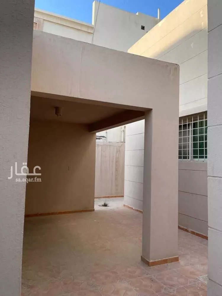 فيلا للبيع في شارع ابراهيم بن الحكم, حي الراكة الشمالية, مدينة الدمام, المنطقة الشرقية صورة 2