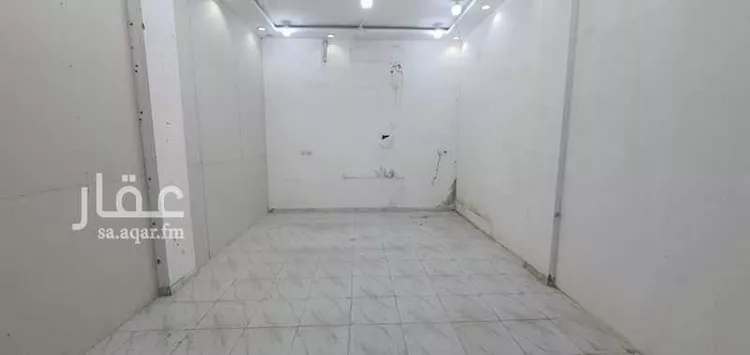 محل للإيجار في شارع حسن عبدالله حسن الشهري, حي الغدير, مدينة أبها, منطقة عسير صورة 3