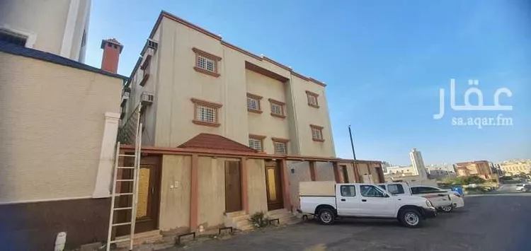 عمارة للبيع في شارع شايقة, حي الغدير, مدينة ابها, منطقة عسير صورة 2