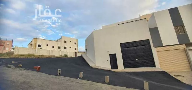 فيلا للبيع في شارع كتيفة, حي الغدير, مدينة أبها, منطقة عسير