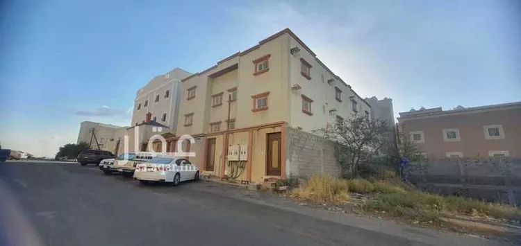 عمارة للبيع في شارع شايقة, حي الغدير, مدينة ابها, منطقة عسير