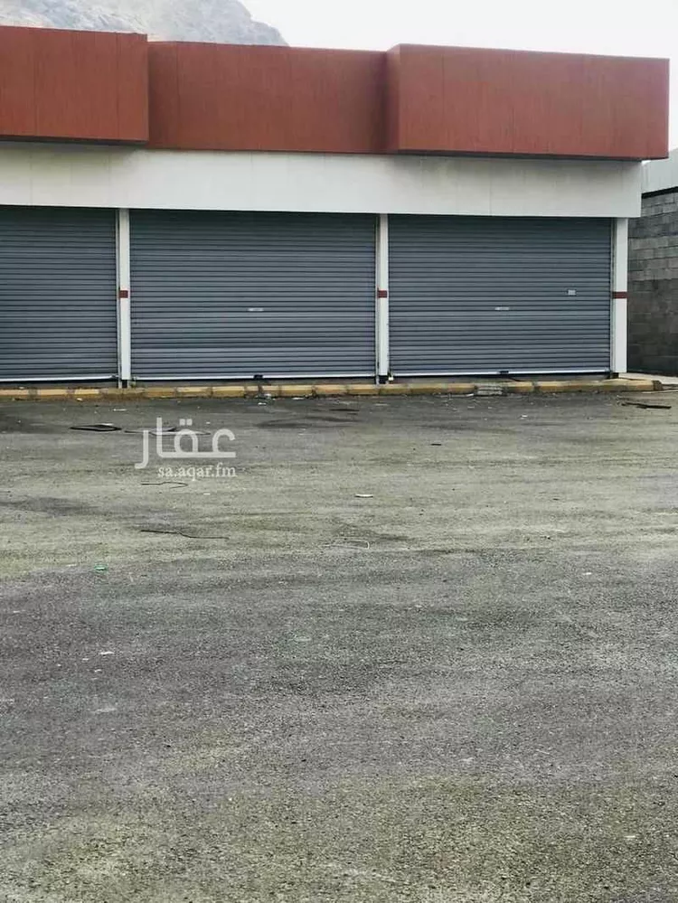 محل للإيجار في حي الضيقه, مدينة المجاردة - الضيقه, منطقة عسير صورة 3