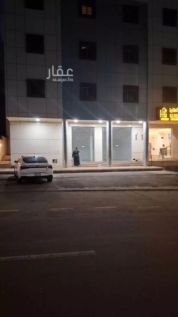 محل للإيجار في شارع حسن عبدالله حسن الشهري, حي الغدير, مدينة أبها, منطقة عسير صورة 2
