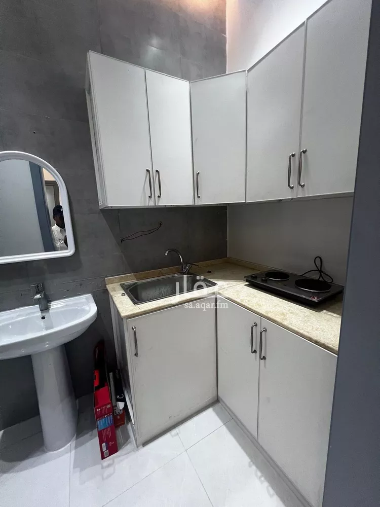 شقة للإيجار في شارع القاضي الفاضل عبدالرحيم بن علي, حي الريان, مدينة جدة, منطقة مكة المكرمة