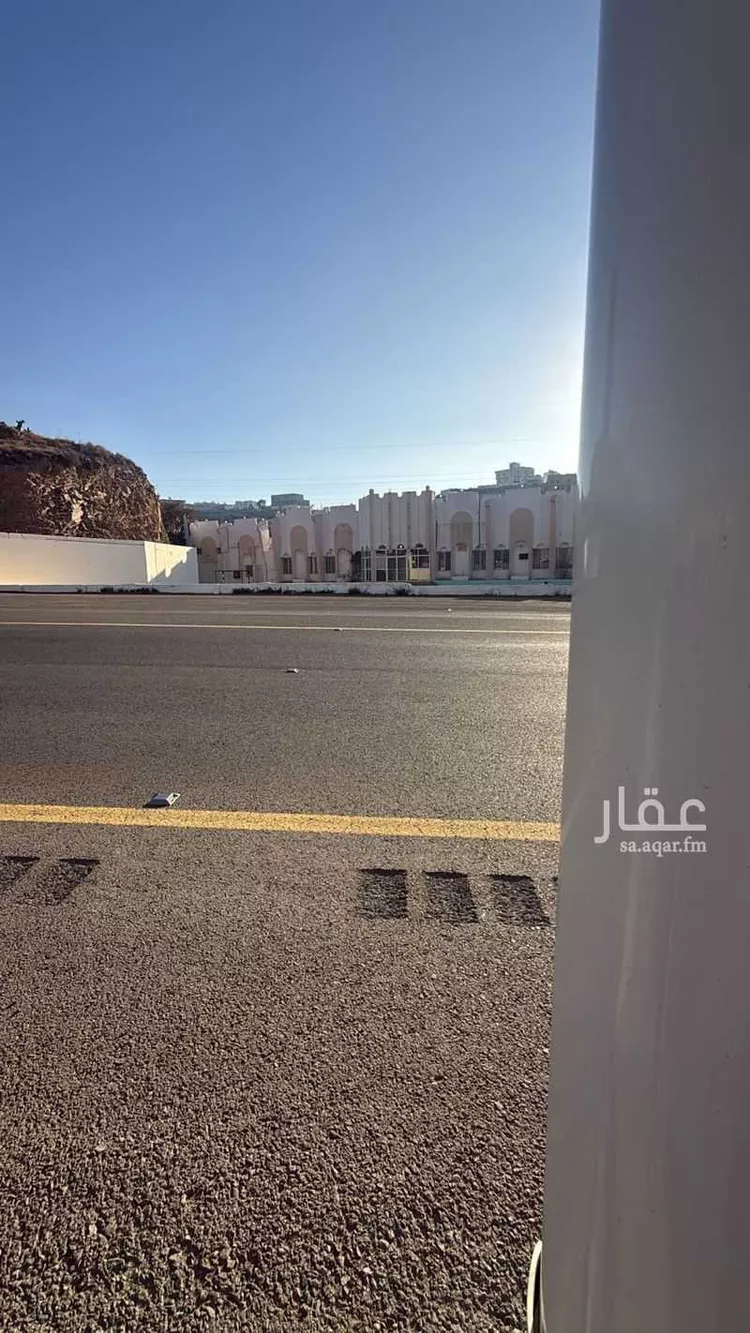 استراحة للإيجار في شارع طريق الجنوب, حي المروج, مدينة الباحة, منطقة الباحة 7