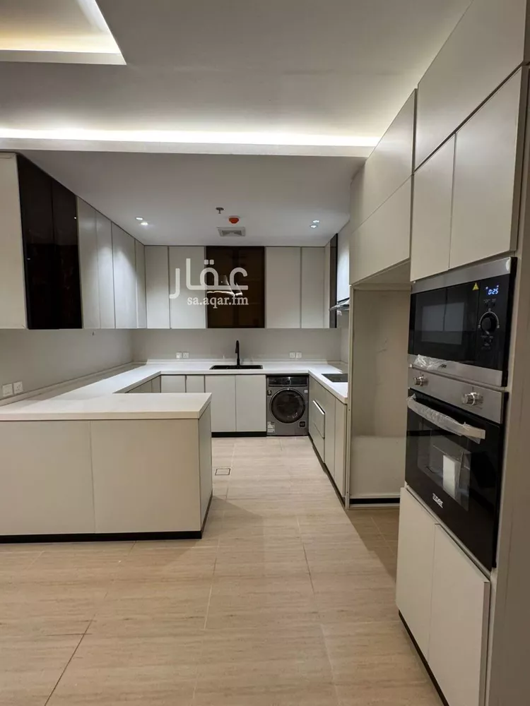 شقة للإيجار في شارع جبل شدقم, حي الحمراء, مدينة الخبر, المنطقة الشرقية