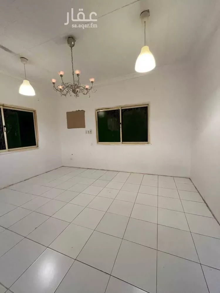 Building for Sale in Al Khobar Sinayiat Al Thuqba صورة 3