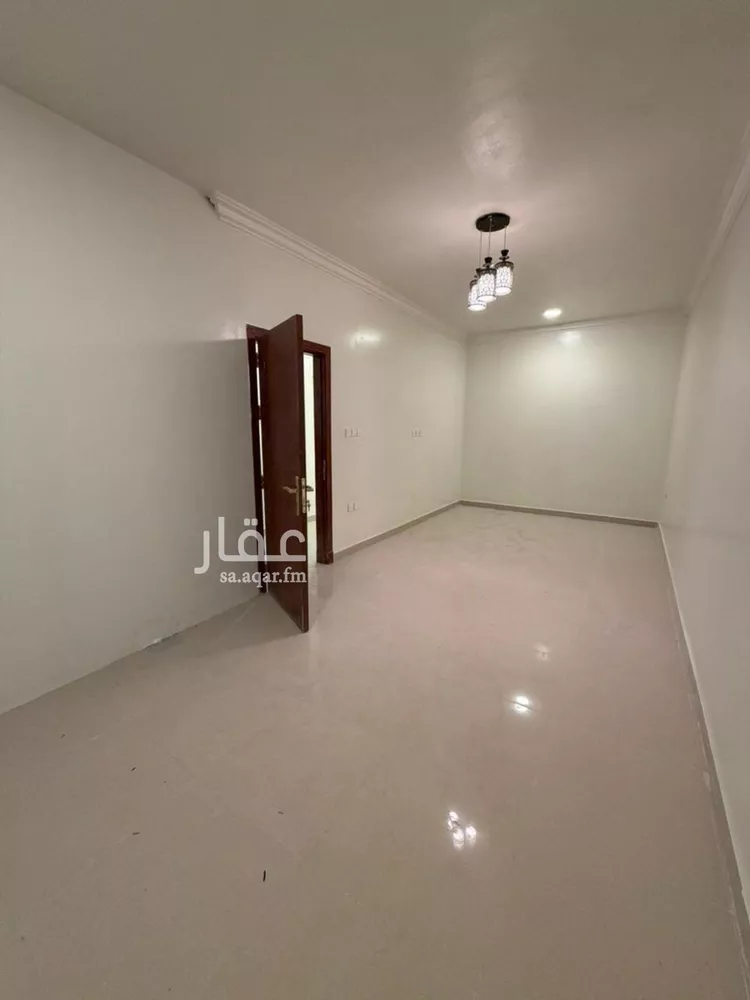 شقة للإيجار في شارع سكاكا, حي الصواري, مدينة الخبر, المنطقة الشرقية صورة 5