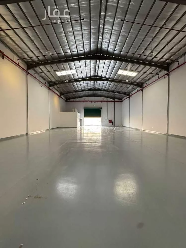 مستودع للبيع في شارع رقم 30, حي المنصورية, مدينة الرياض, منطقة الرياض 7
