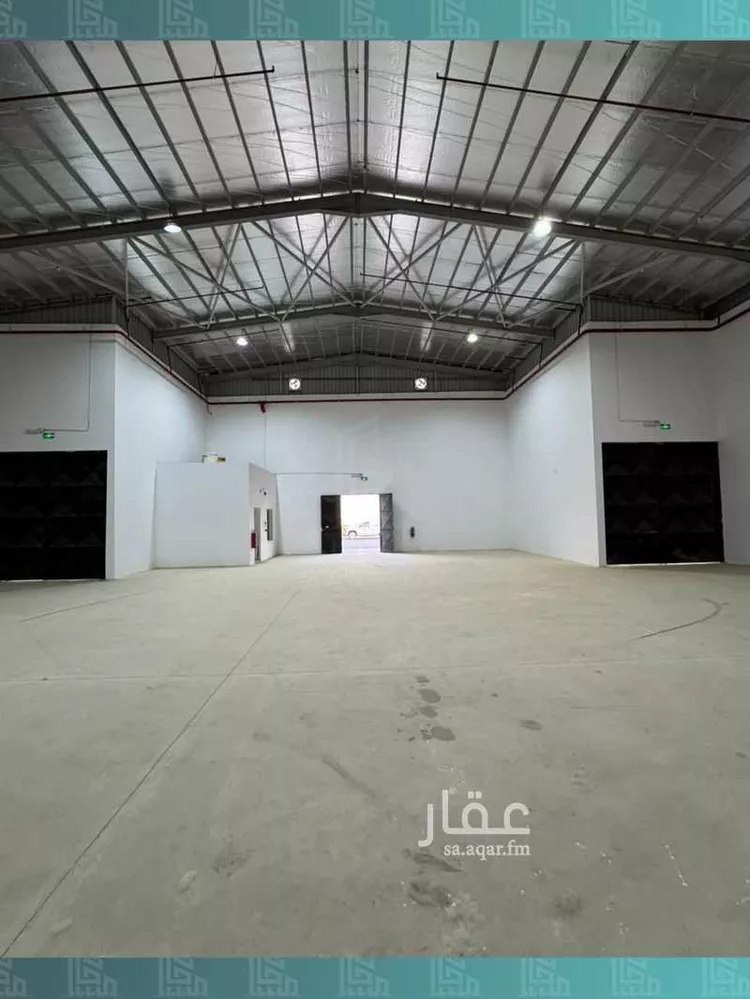 مستودع للإيجار في شارع 810 النظيم, حي النظيم, مدينة الرياض, منطقة الرياض صورة 2