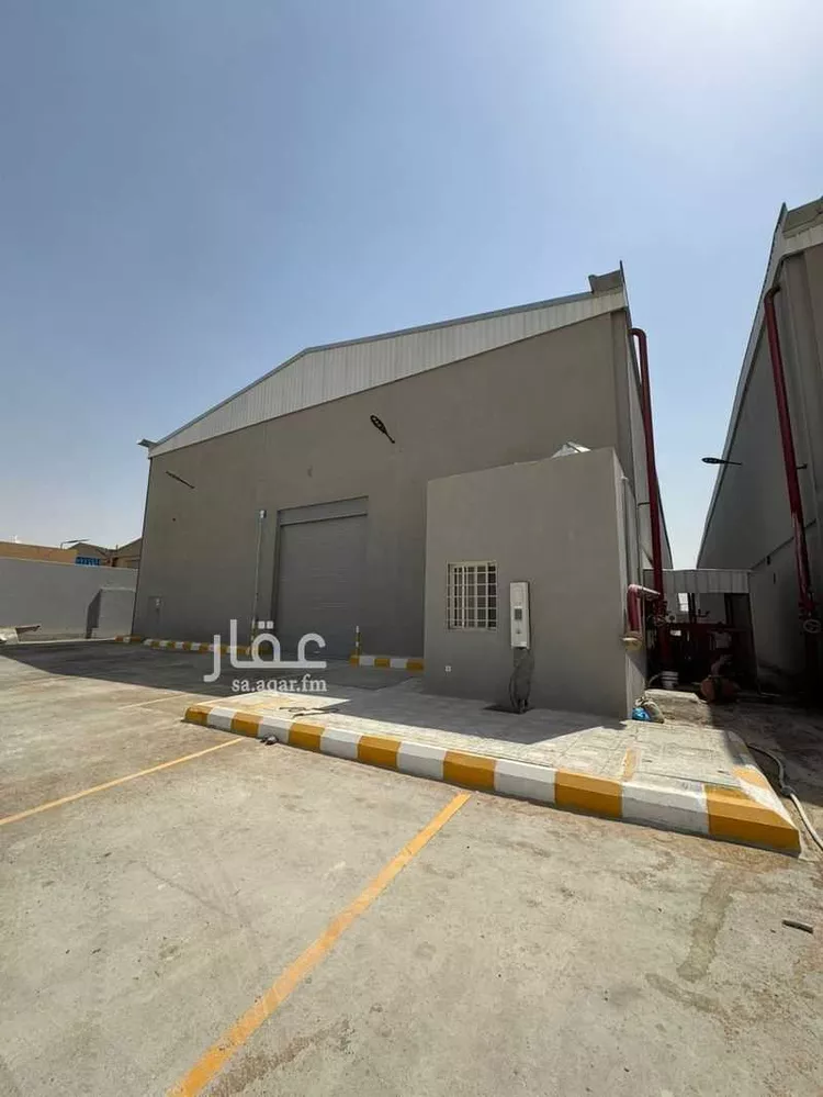 مستودع للإيجار في شارع اللوزية, حي طيبة, مدينة الرياض, منطقة الرياض صورة 2