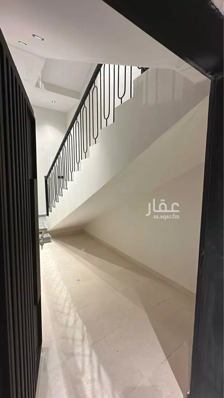 دور للبيع في شارع 18633921, حي البرية, مدينة الرياض, منطقة الرياض صورة 5