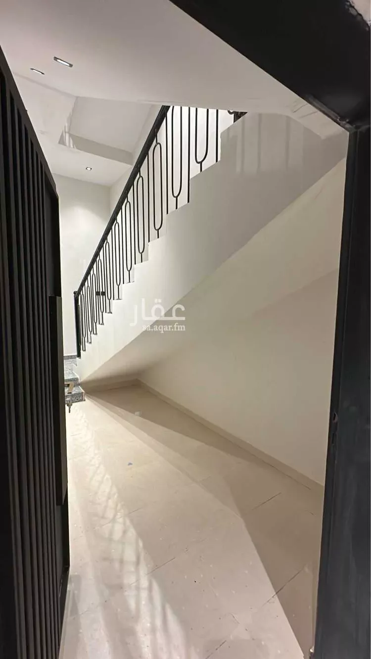 دور للبيع في شارع 18633921, حي البرية, مدينة الرياض, منطقة الرياض صورة 5