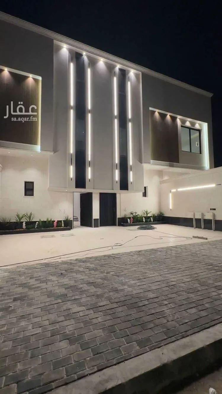 دور للبيع في شارع 18633921, حي البرية, مدينة الرياض, منطقة الرياض