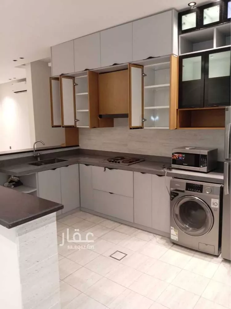 شقة للإيجار في شارع الكورنيش, حي السيف, مدينة الدمام, المنطقة الشرقية