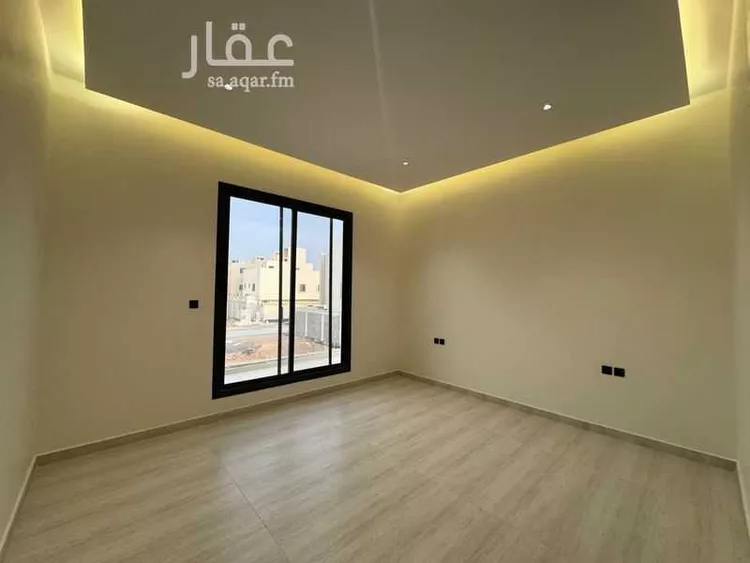 دور للبيع في شارع عمر بن عبداللطيف, حي الرمال, مدينة الرياض, منطقة الرياض صورة 4