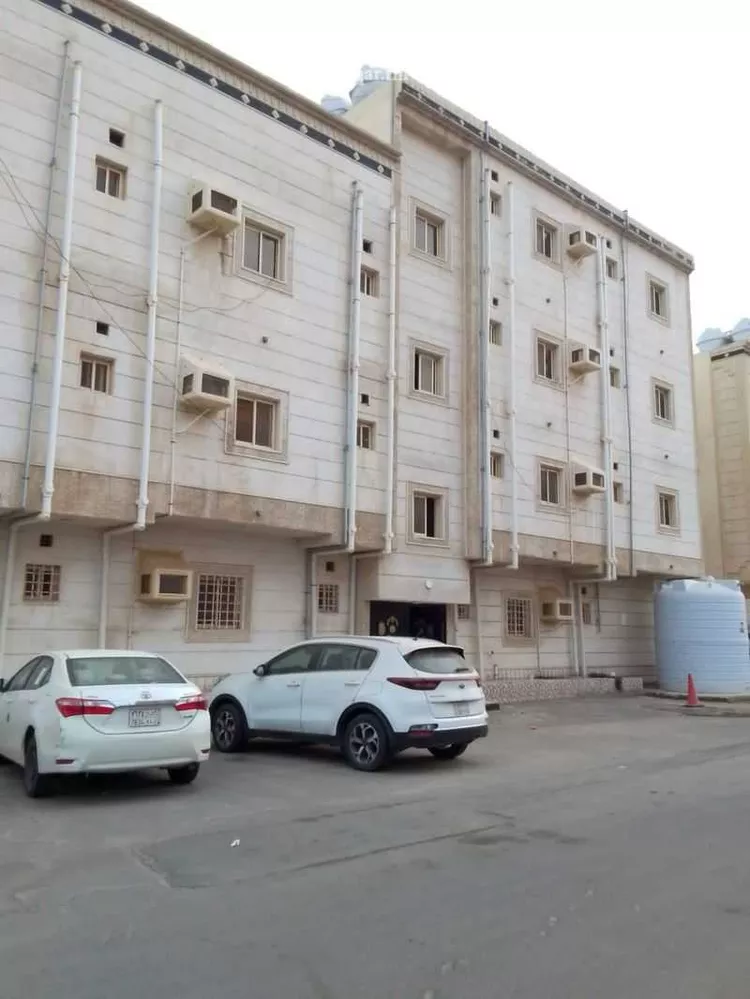 عمارة للبيع في شارع الرقية ، حي الشاطئ ، جازان ، منطقة جازان صورة 4