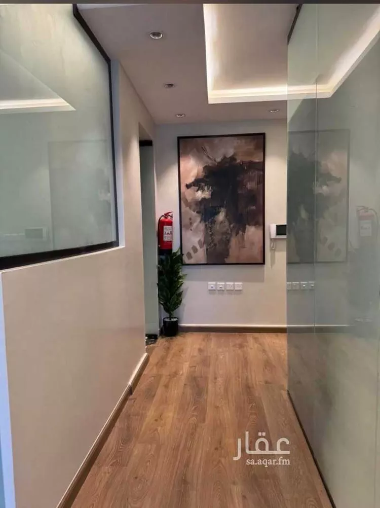 مكتب تجاري للإيجار في شارع التخصصي ، حي النخيل ، الرياض ، منطقة الرياض صورة 2
