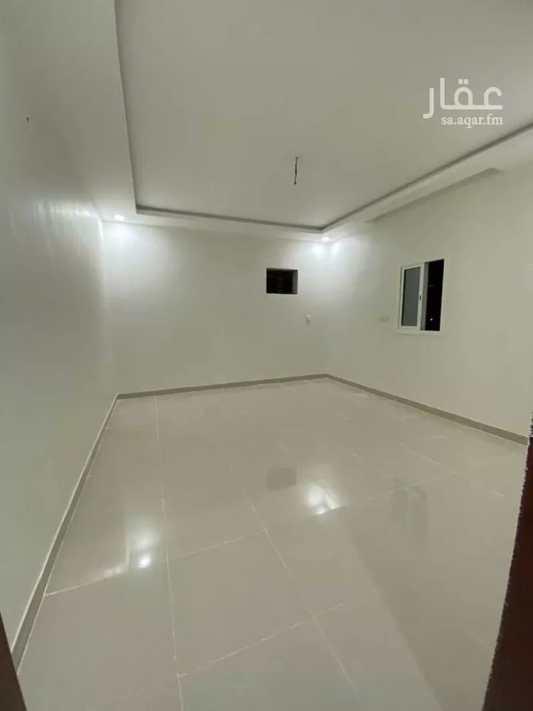 شقة للإيجار في شارع السائب بن يزيد ، حي الزهور ، ابو عريش ، ابو عريش