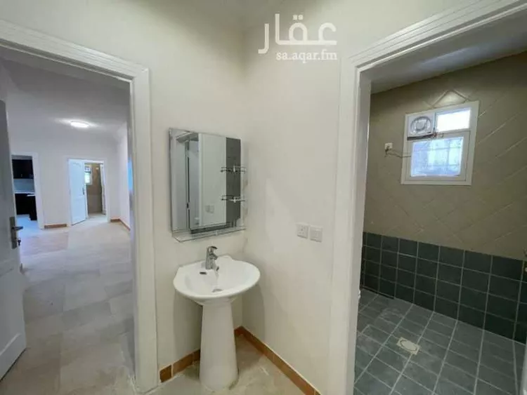 شقة للإيجار في شارع جرير بن عبدالله البجلي, حي مغرزات, مدينة الرياض, منطقة الرياض صورة 2