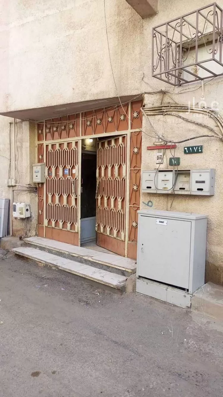 عمارة للبيع في شارع الرميصاء بنت ملحان, حي بنى معاوية, مدينة المدينه المنوره, منطقة المدينة المنورة صورة 2