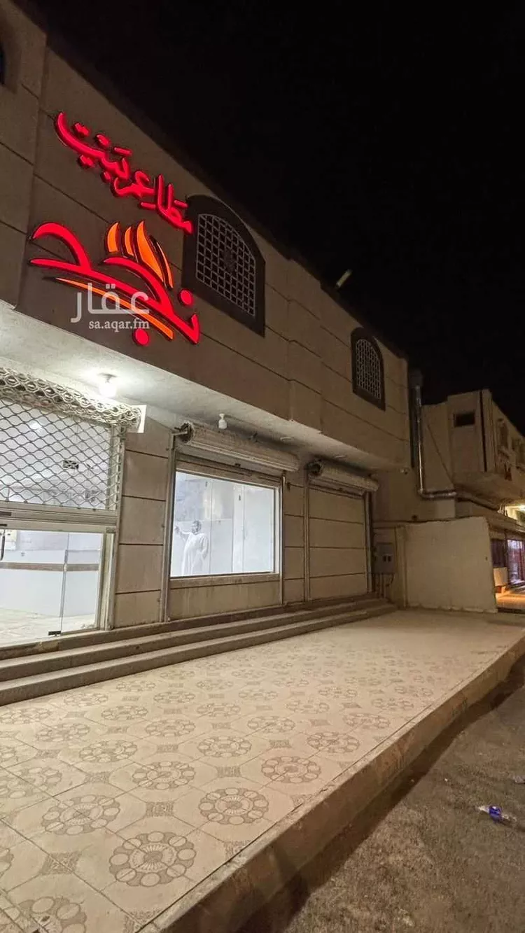 محل للإيجار في شارع العرباض ابن ساريه, حي السكب, مدينة المدينه المنوره, منطقة المدينة المنورة صورة 4