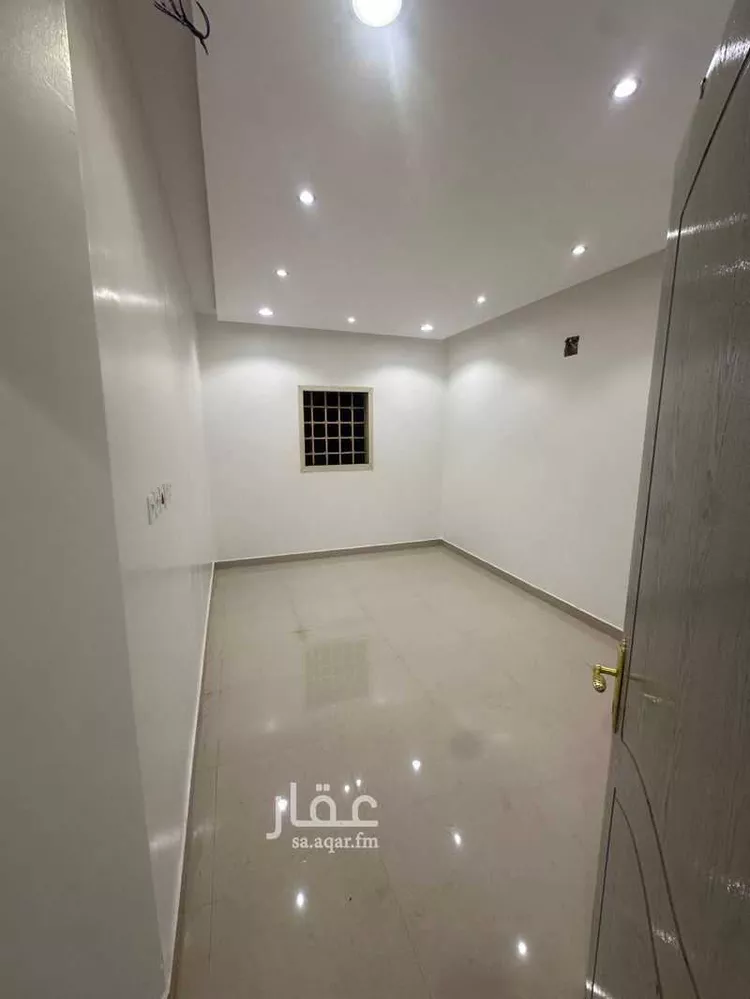 شقة للإيجار في شارع رقم 64 ، حي ظهرة لبن ، الرياض ، منطقة الرياض صورة 2