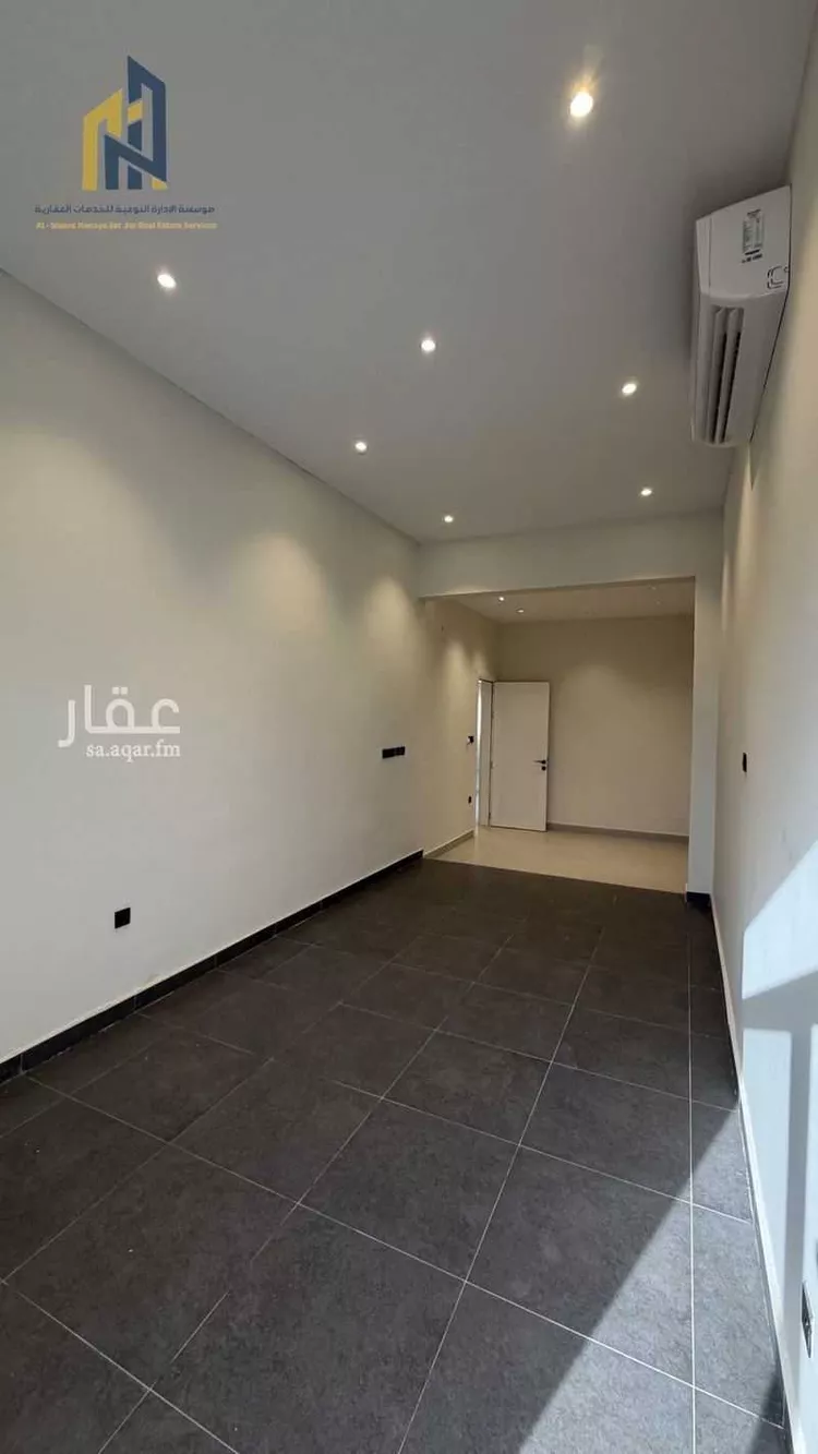 دور للبيع في شارع ابن هبة الله, حي الورود, مدينة الرياض, منطقة الرياض صورة 3