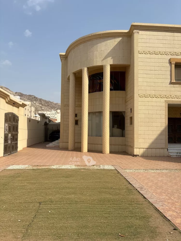 فيلا للبيع في شارع ابي القاسم الشقيري, حي بطحاء قريش, مدينة مكة المكرمة, منطقة مكة المكرمة 5