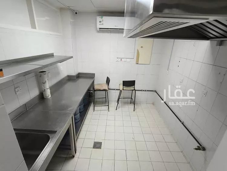 محل للإيجار في شارع الامير محمد ابن سعد ابن عبدالعزيز, حي العقيق, مدينة الرياض, منطقة الرياض صورة 2