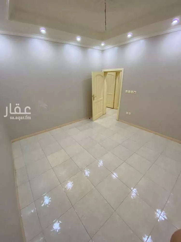 دور للإيجار في شارع محمد عبده, حي الخالدية, مدينة مكة المكرمة, منطقة مكة المكرمة 8