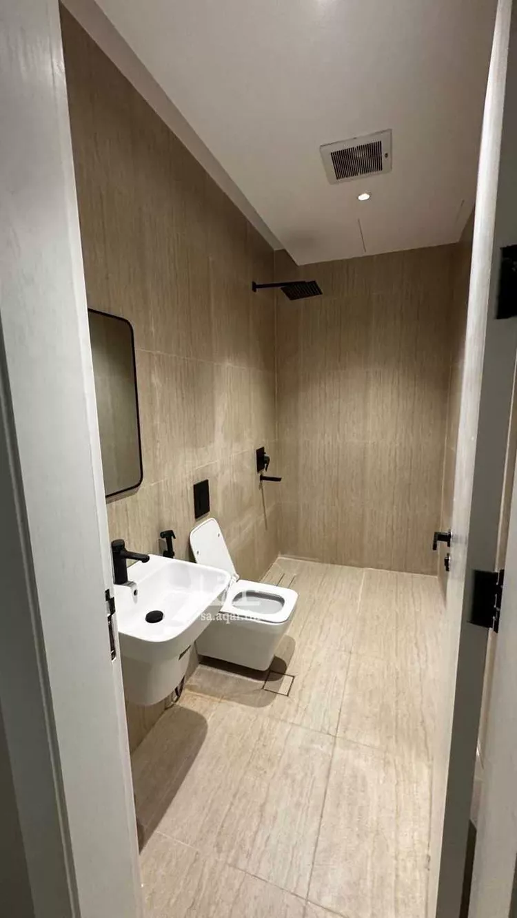 فيلا للإيجار في شارع يوسف اللخمي ، حي الرمال ، الرياض ، منطقة الرياض صورة 3