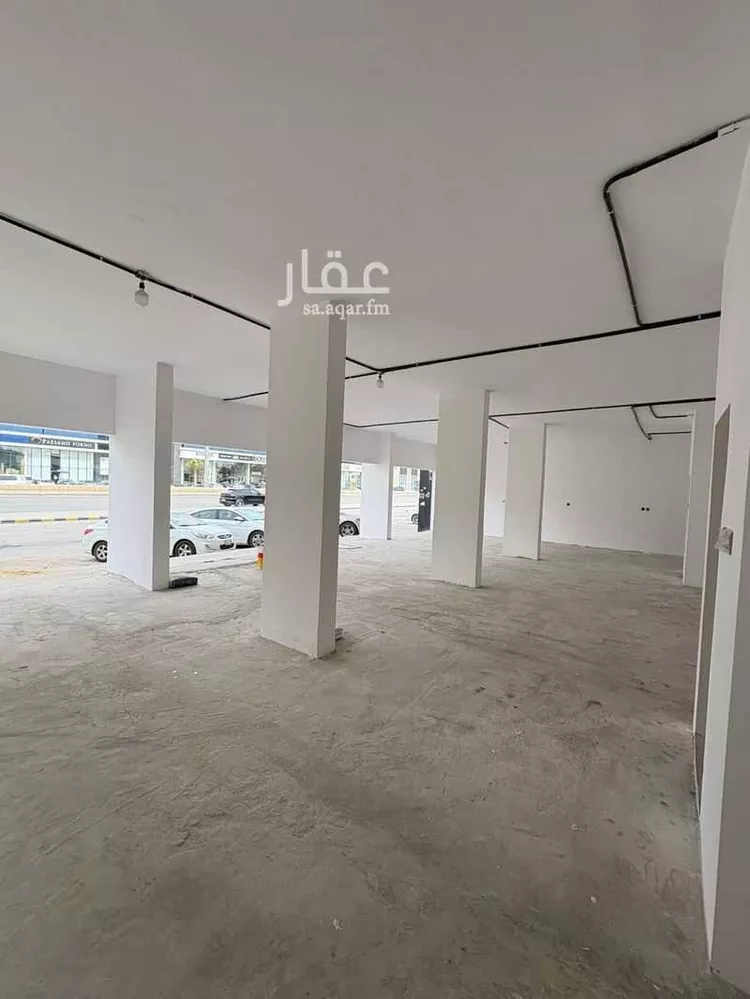 محل للإيجار في شارع سعود بن عبدالعزيز بن محمد الفرعي, حي المحمدية, مدينة الرياض, منطقة الرياض