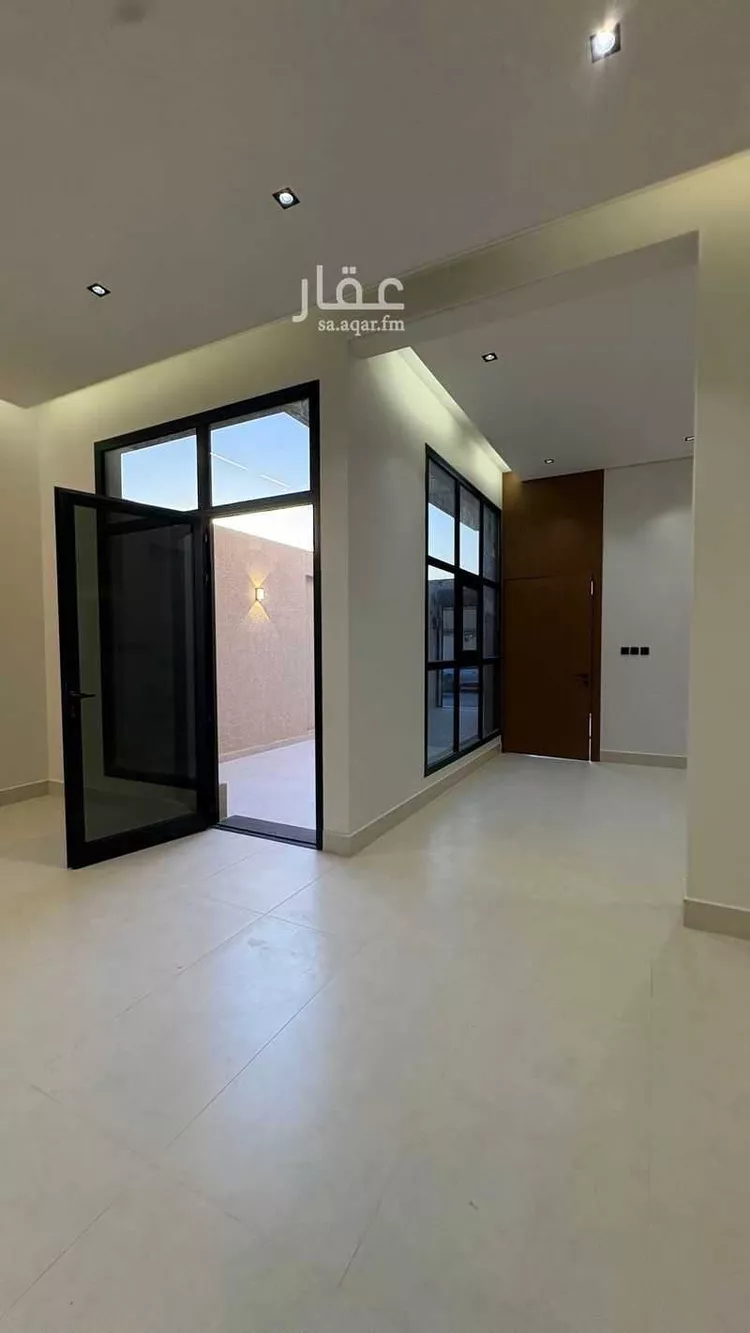 فيلا للبيع في شارع ابن عبدالقاهر, حي العارض, مدينة الرياض, منطقة الرياض صورة 3