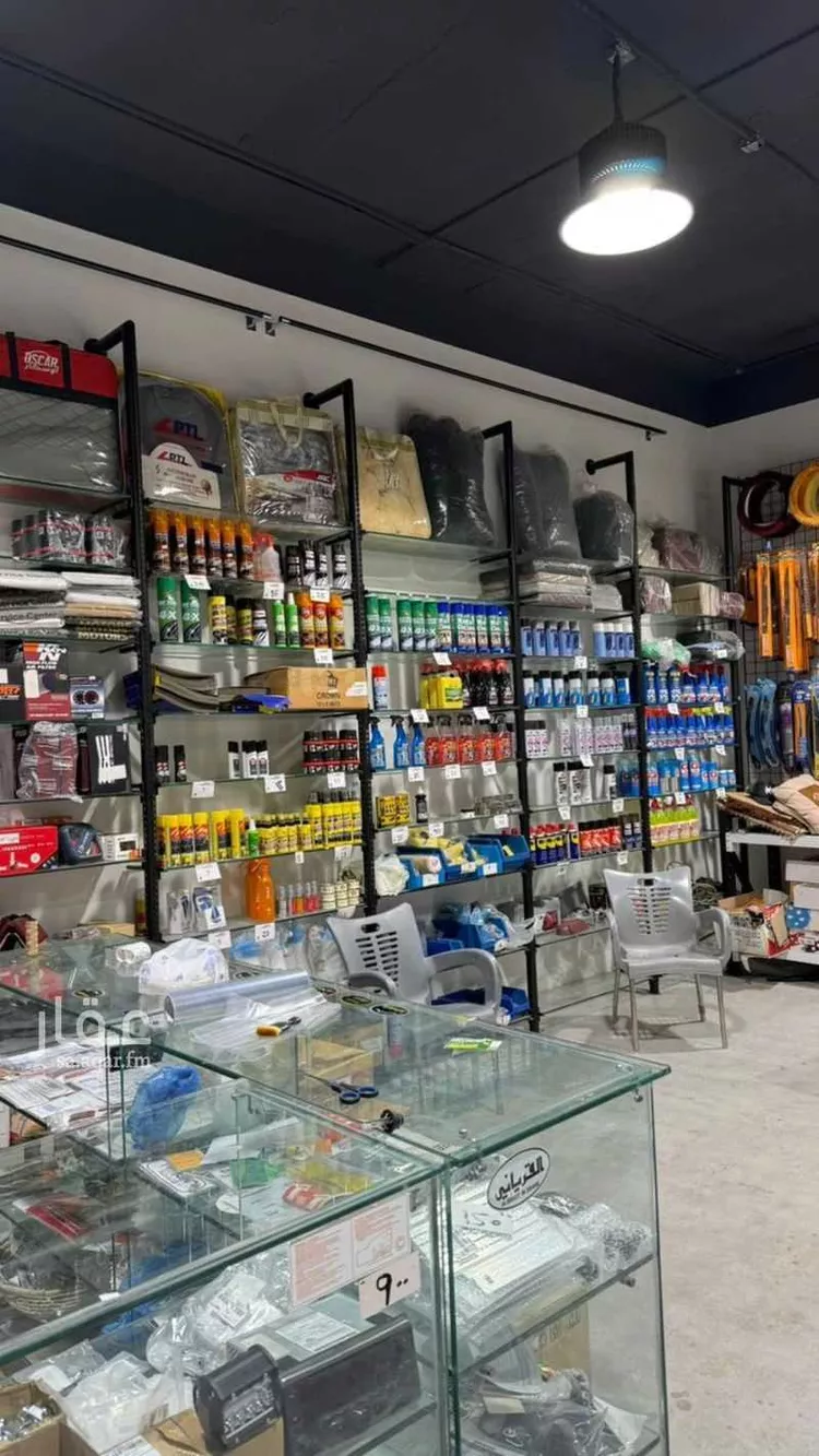 محل للبيع في شارع الزبير بن العوام ، حي السلام ، الرياض ، منطقة الرياض صورة 2