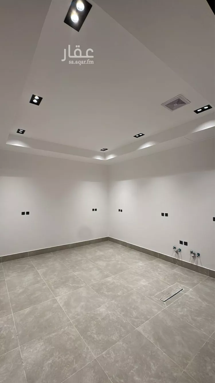 Floor for Sale in Riyadh Al Munsiyah 8
