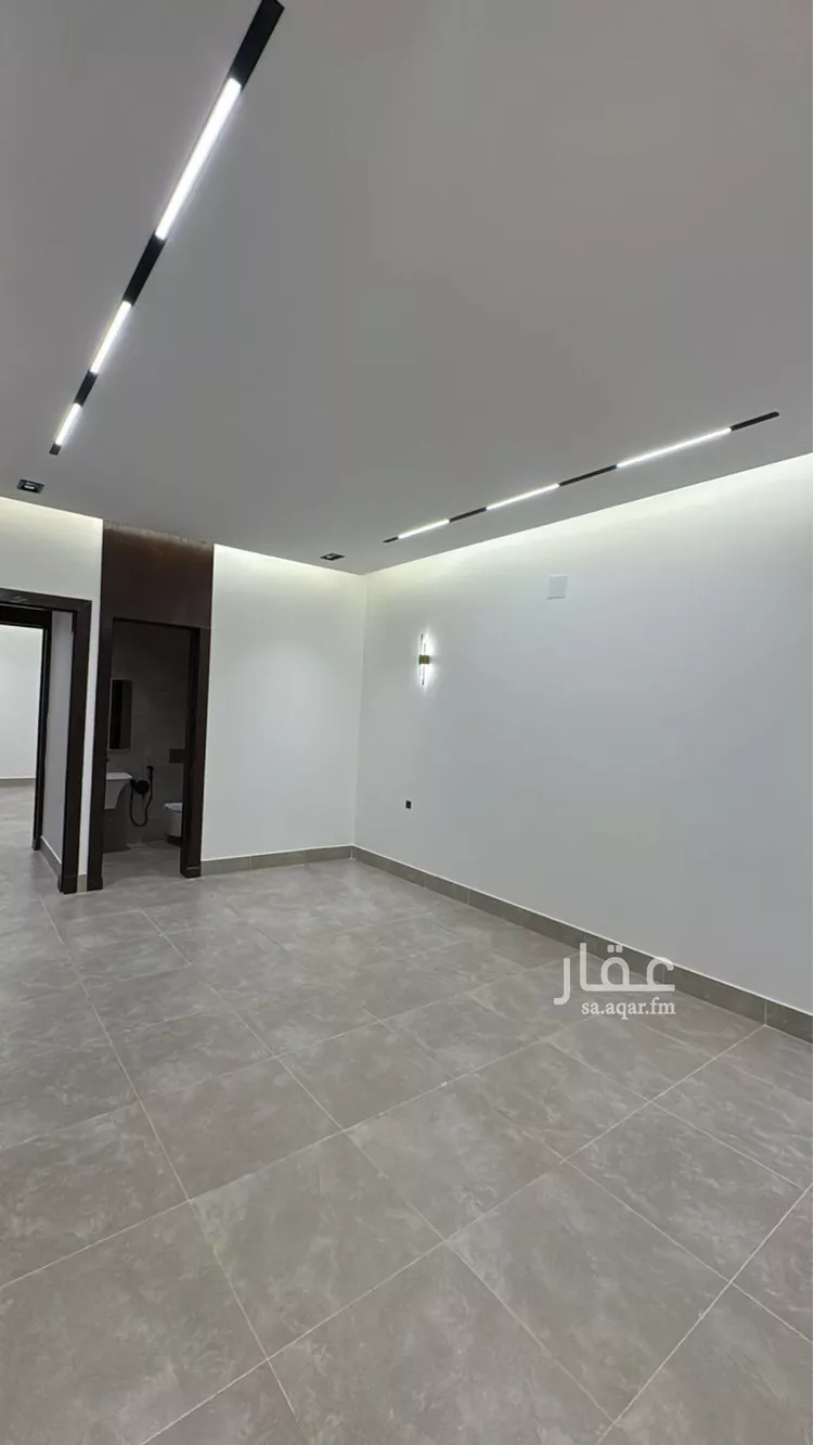 Floor for Sale in Riyadh Al Munsiyah 7
