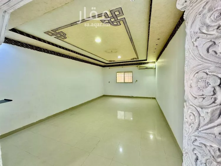 فيلا للبيع في شارع القراء, حي إشبيلية, مدينة الرياض, منطقة الرياض صورة 3