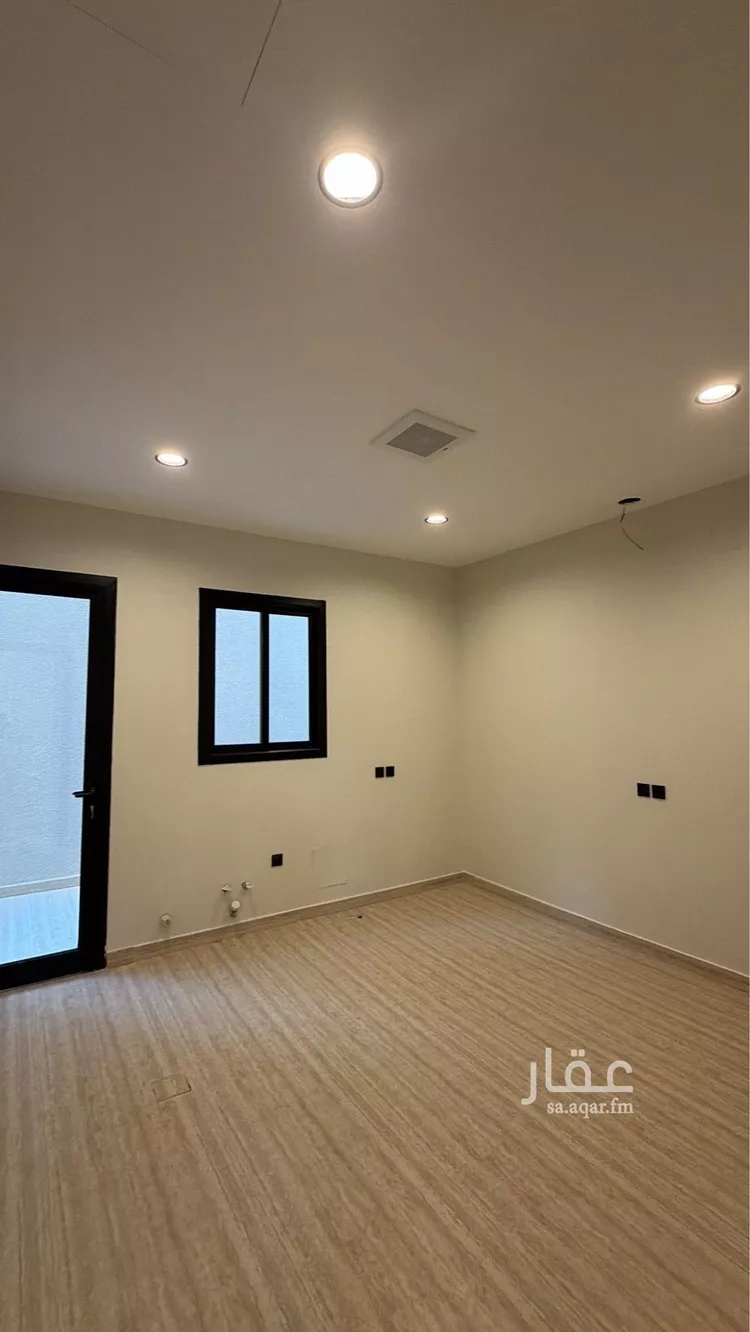 فيلا للبيع في شارع السرور, حي الرمال, مدينة الرياض, منطقة الرياض 7