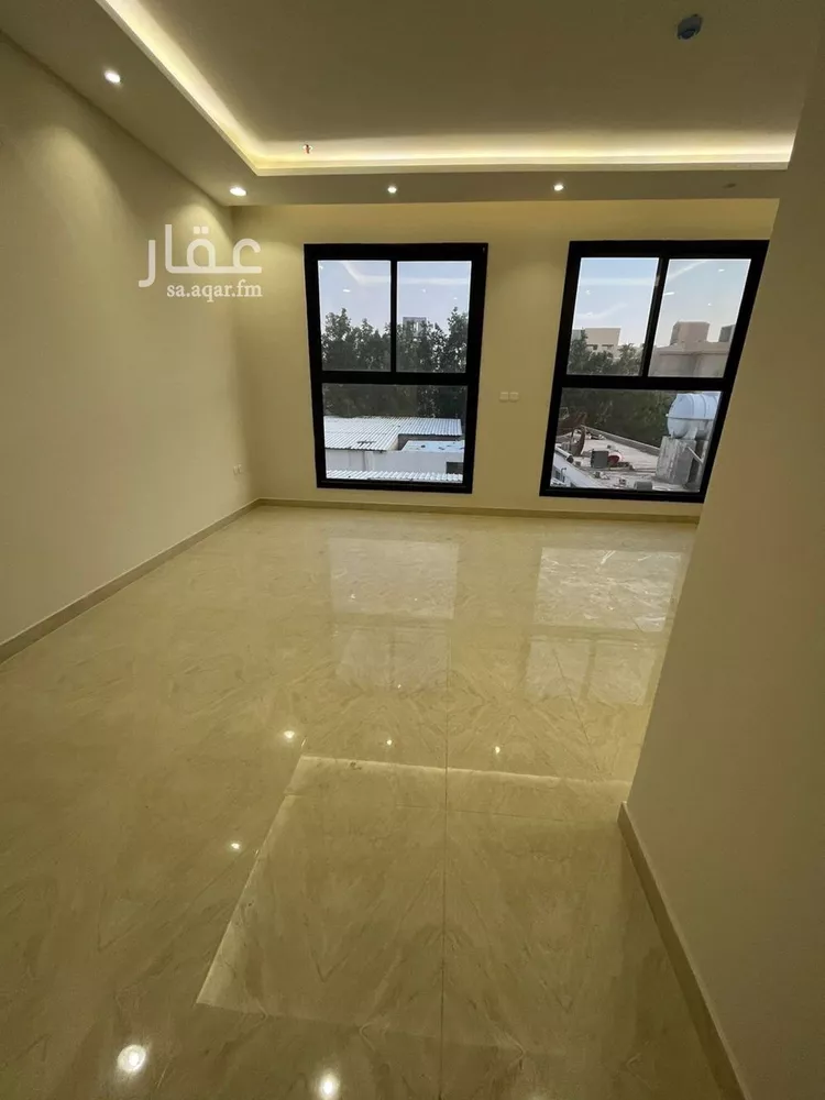 شقة للبيع في شارع عبدالله بن العاص, حي العارض, مدينة الرياض, منطقة الرياض 8