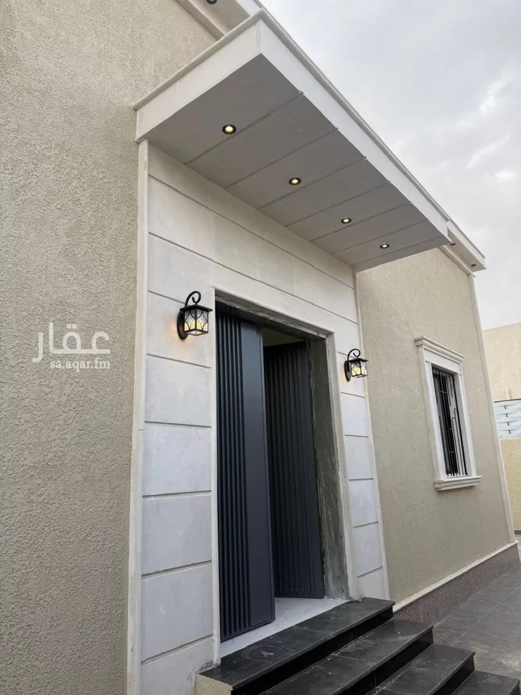 دور للبيع في شارع شارع السعادة , حي الريان, مدينة بيشه, منطقة عسير صورة 2