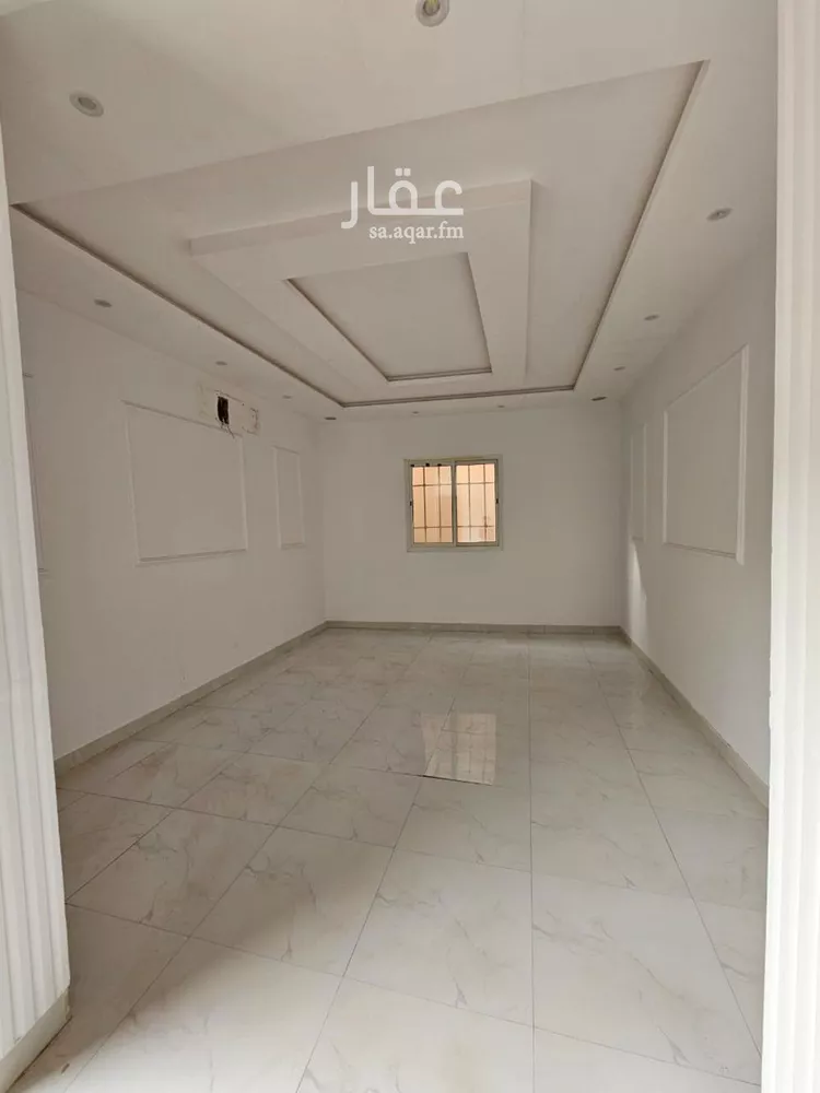 فيلا للبيع في شارع الحافظ بن المعمر, حي طيبة, مدينة الرياض, منطقة الرياض