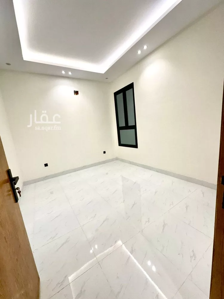 دور للبيع في شارع أحمد بشناق, حي الرمال, مدينة الرياض, منطقة الرياض صورة 5