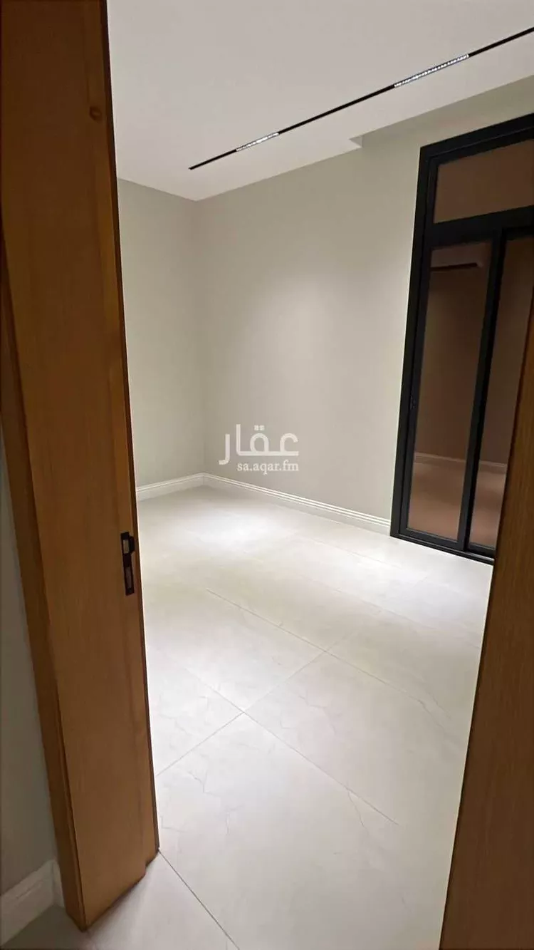 فيلا للإيجار في شارع يوسف السيرافي ، حي العارض ، الرياض ، منطقة الرياض صورة 5