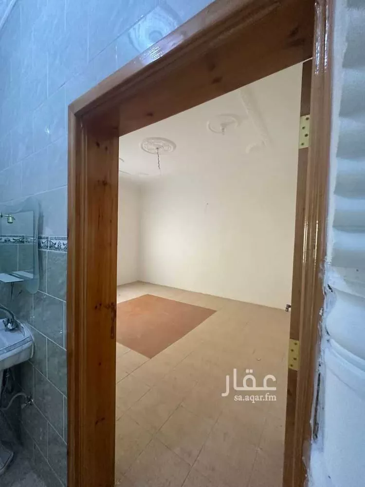 فيلا للبيع في شارع المحلة الجديدة, حي المنتزة, مدينة أبها, منطقة عسير صورة 2